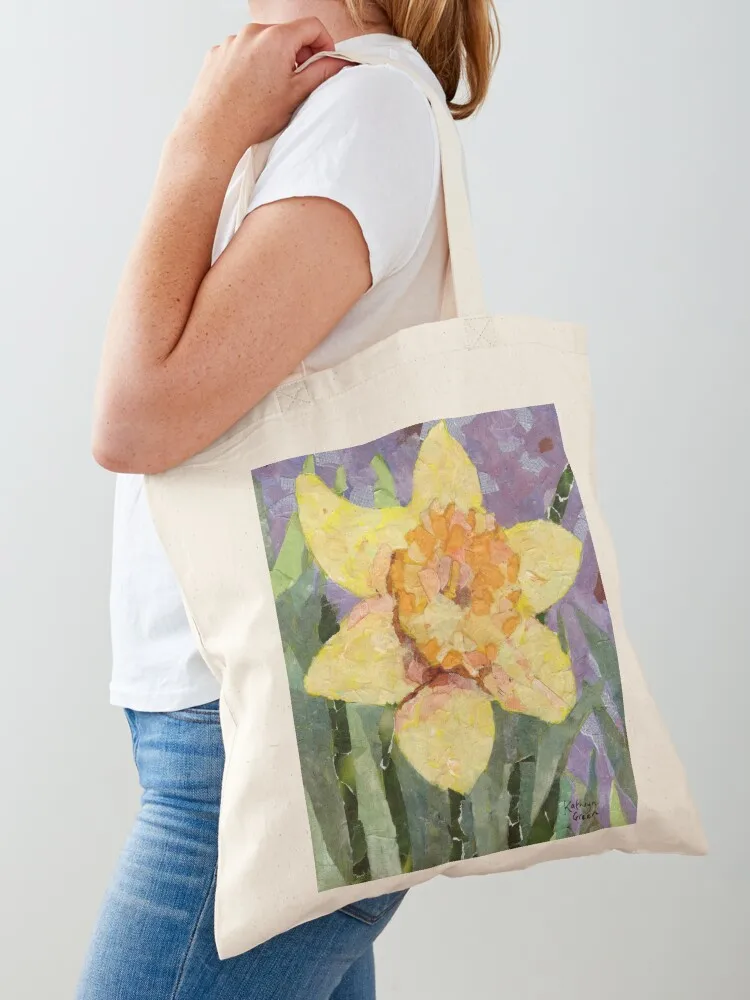 Yellow spring Daffodil in coll - Luxury Bags Yellow ulasan dan harga