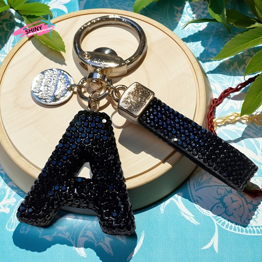 Lucky Charm Letter Key Chain S - Luxury Bags Yellow ulasan dan harga