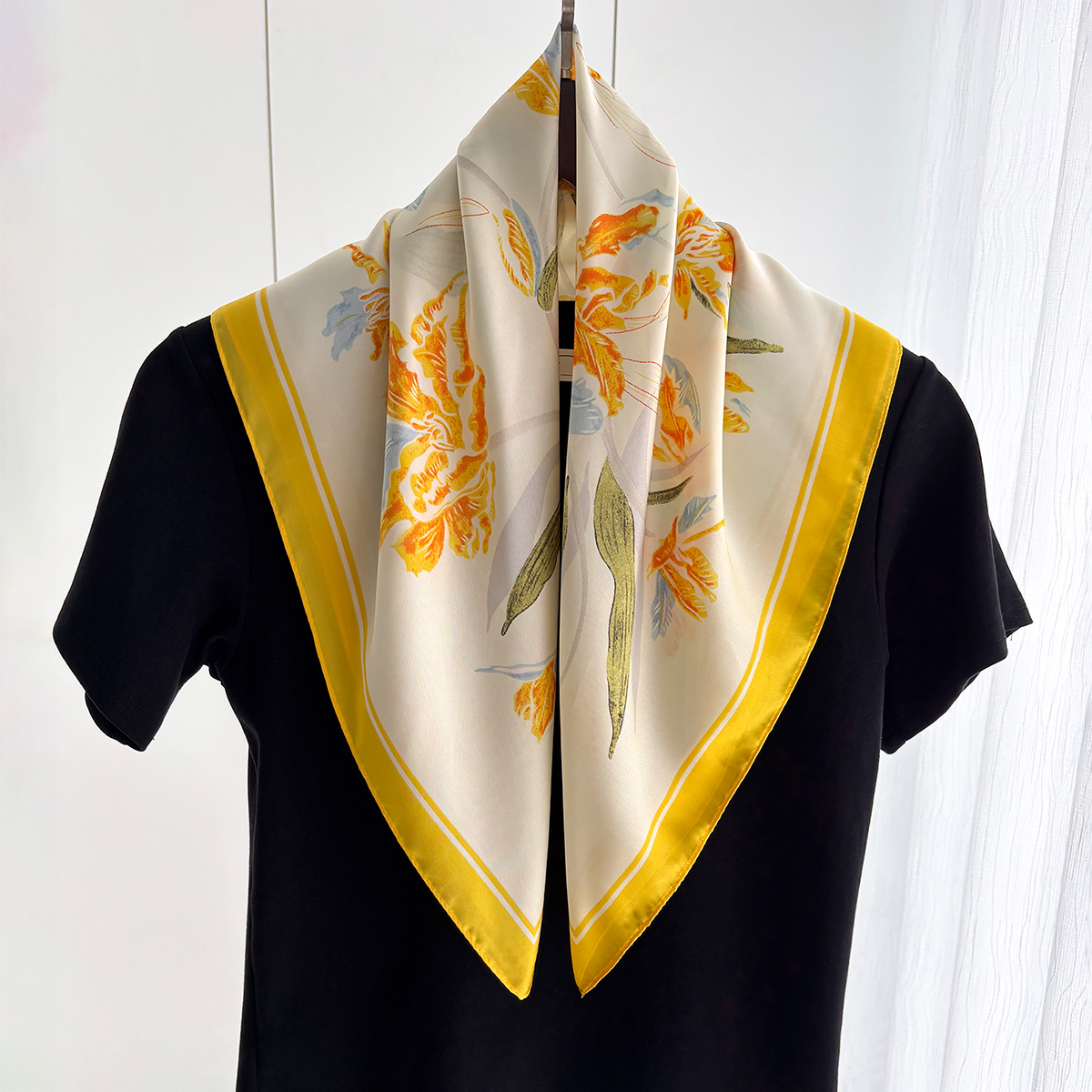 Luxury Silk Square Scarves For - Luxury Bags Yellow ulasan dan harga